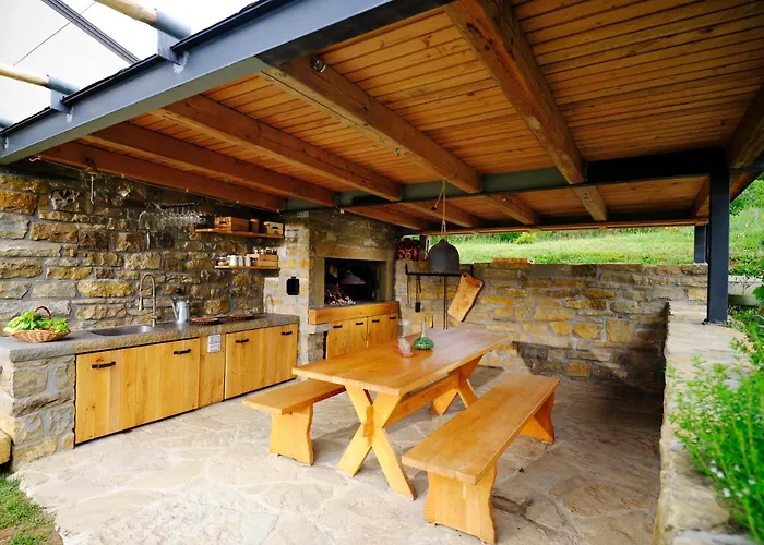 Tomazev Svet Casa de Férias *